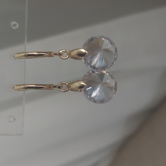 4 Carat CZ unset floating Gold Plated Earrings New - Picture 5 of 5